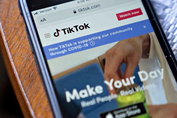 特朗普提供“保证”后 TikTok恢复美国服务